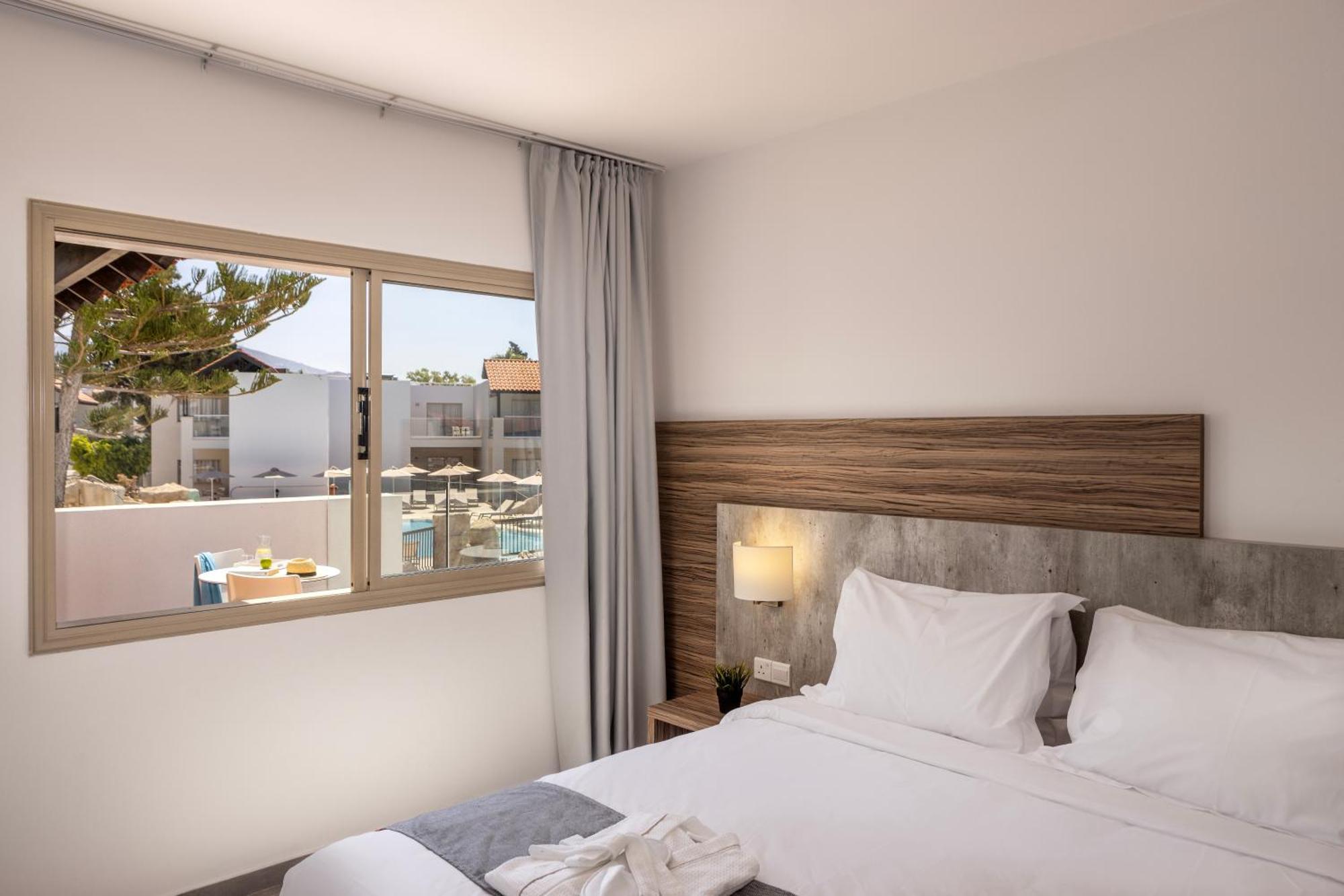 Kapetanios Aqua Resort Coral Bay Exterior foto